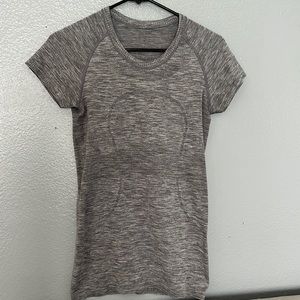 Lululemon Swiftly Tech short sleeve 2.0